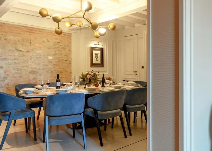 Santa Maria Maddalena 10, Emma *